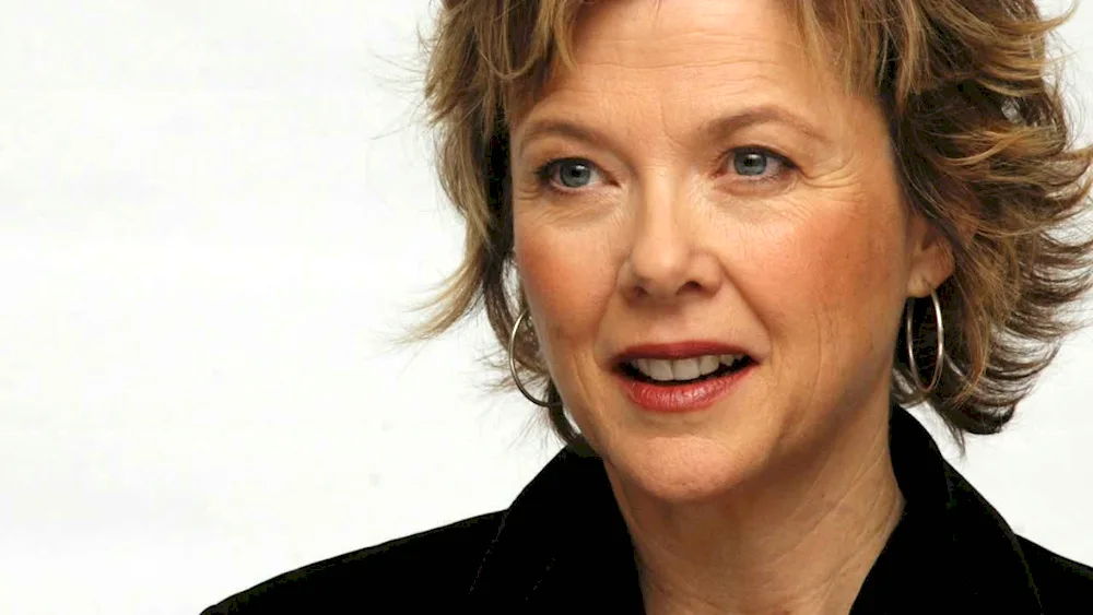 Annette Bening