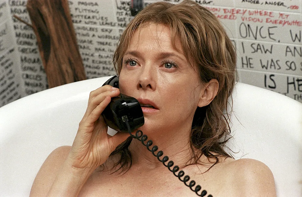 Annette Bening