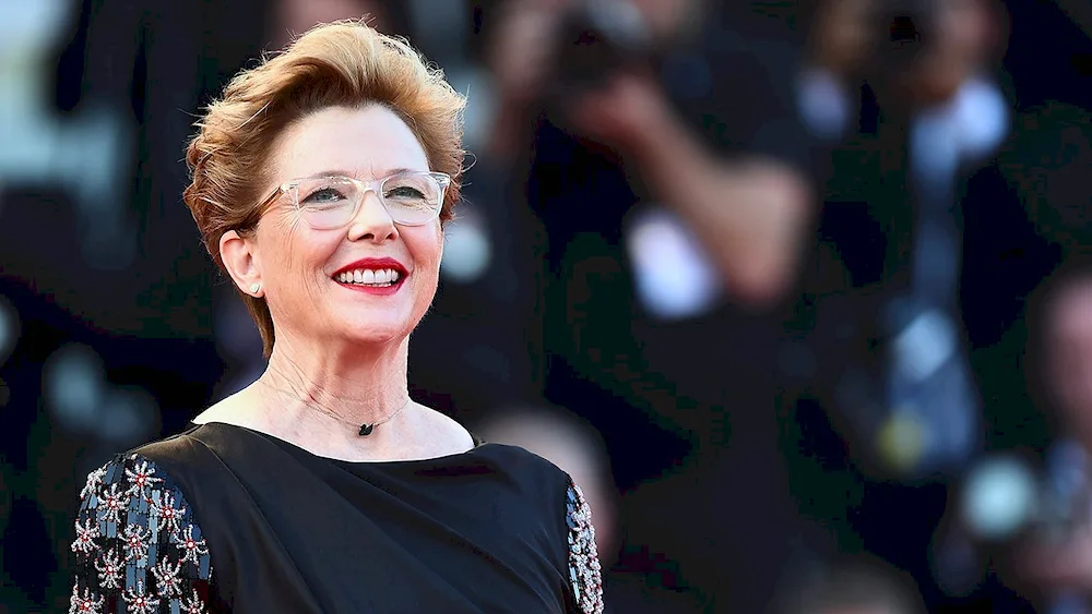 Annette Bening