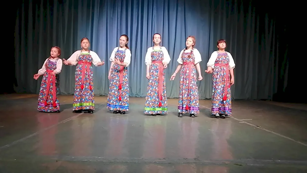 An ensemble Varenka Volgograd