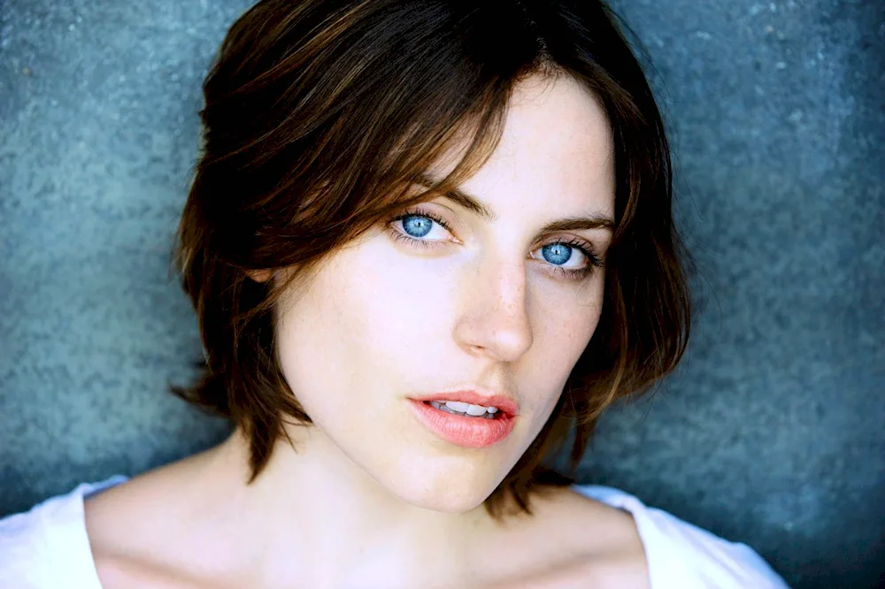 Antje Traue