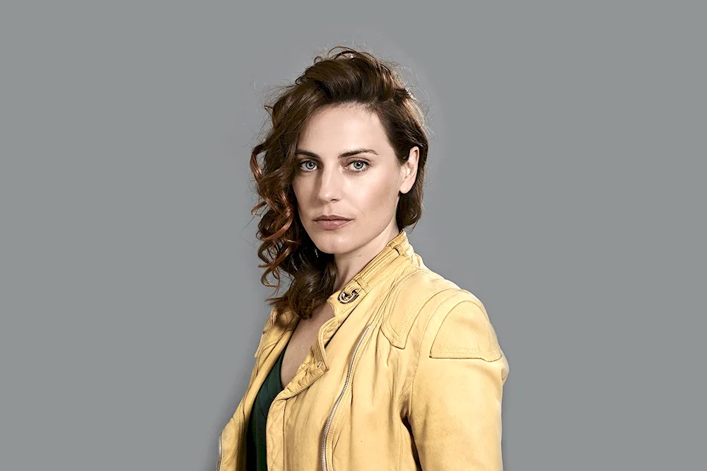 Antje Traue