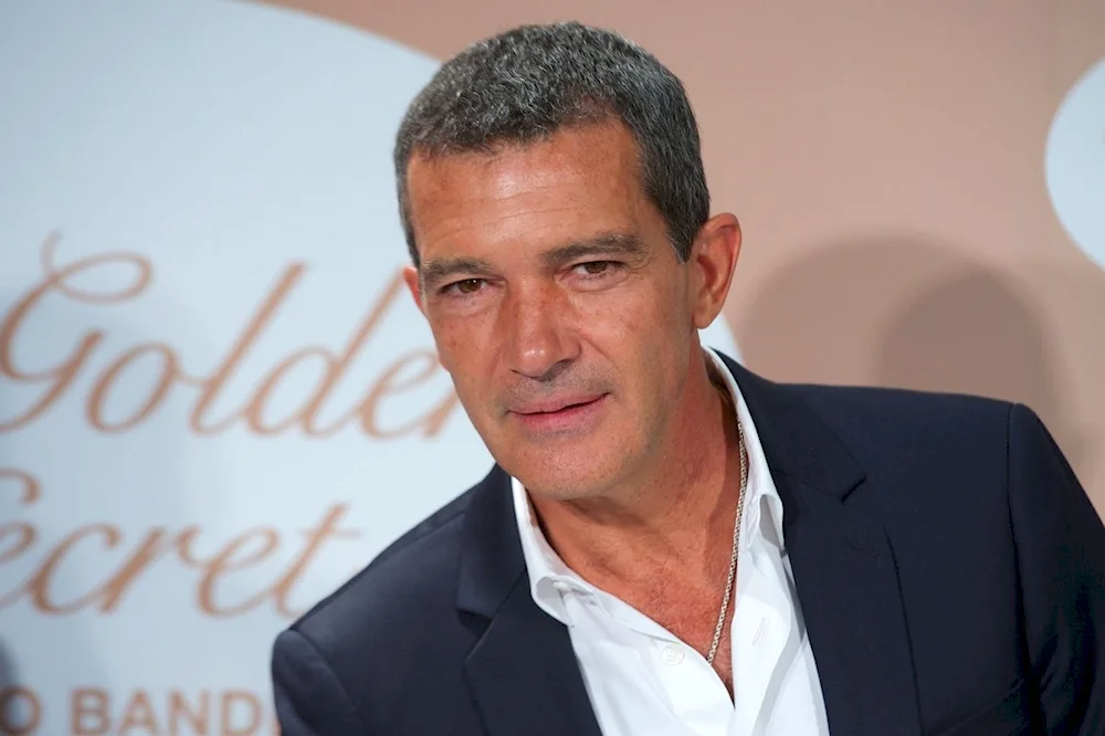 Antonio Banderas photo now