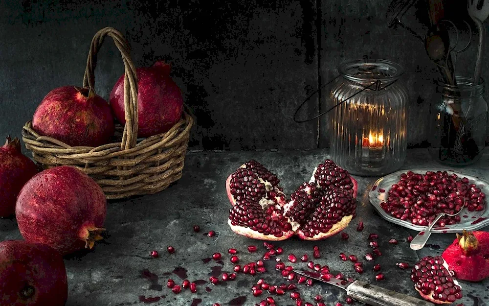 Antonio Ponce still life pomegranates