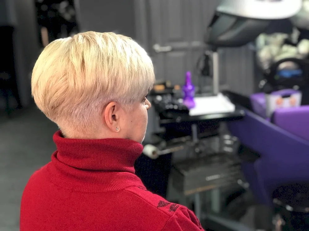 Angelika Grechkina Haircuts