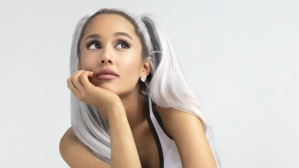 Ariana grande 2021