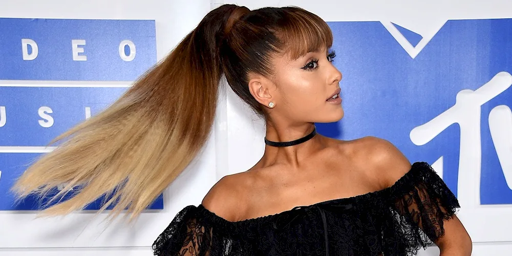 Ariana Grande ponytail