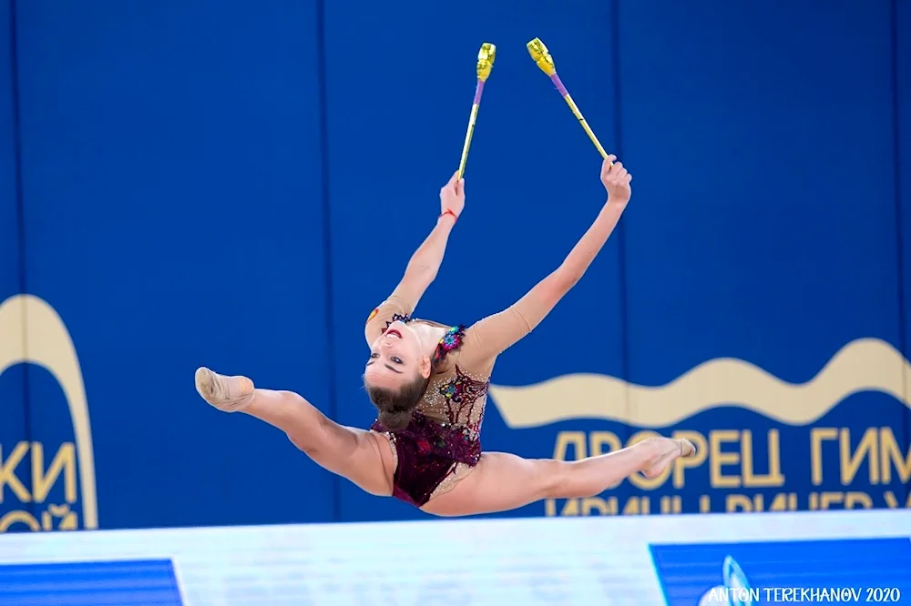 Arina Averina rhythmic gymnastics gymnastics