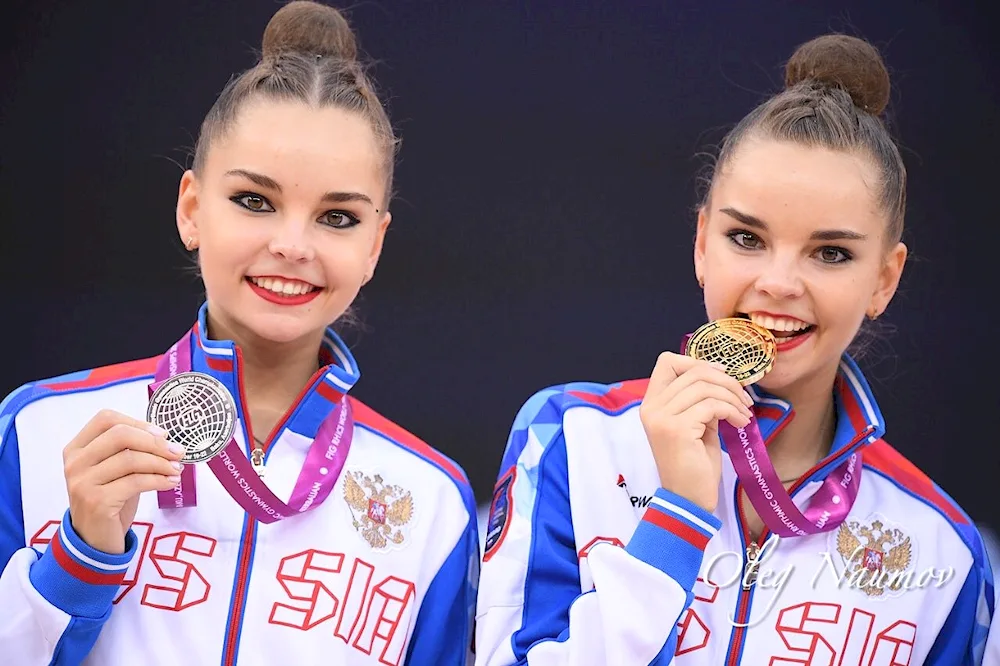 Dina and Arina Averina