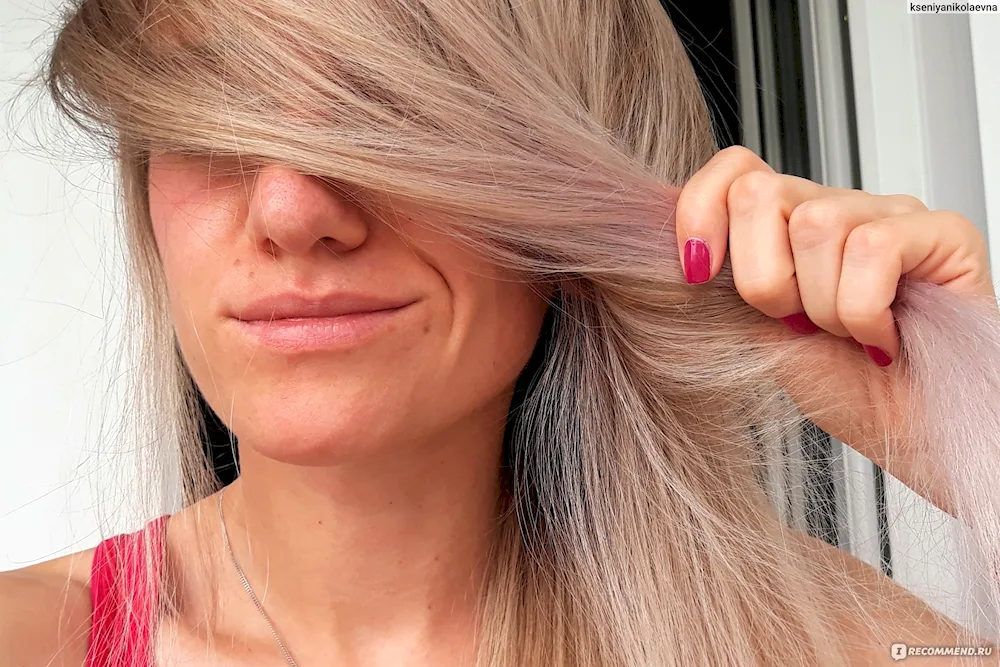 Arctic blond hair colour photo