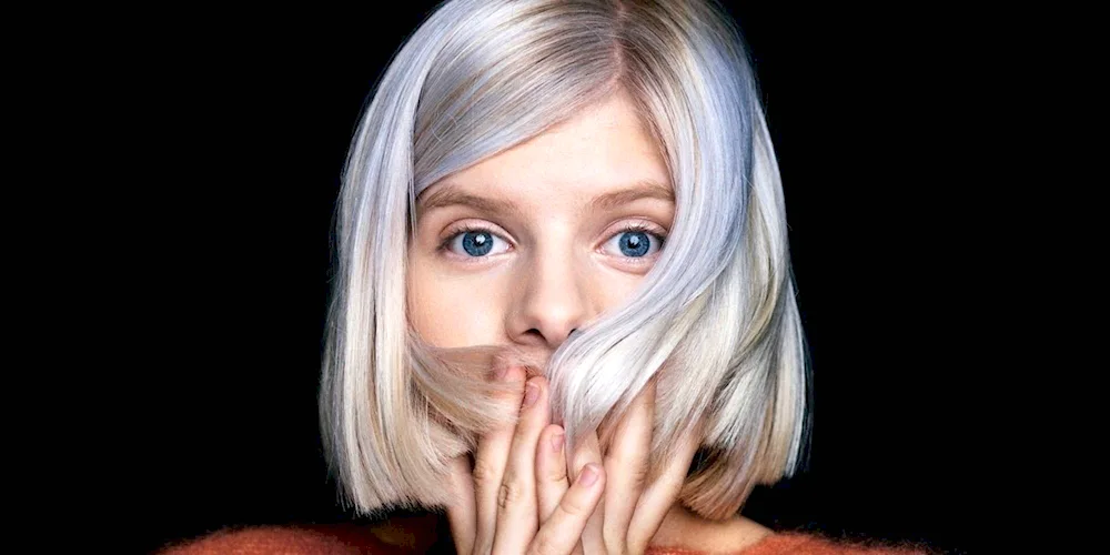 Aurora singer
