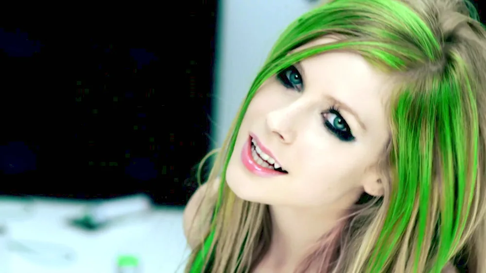 Avril Lavin hair