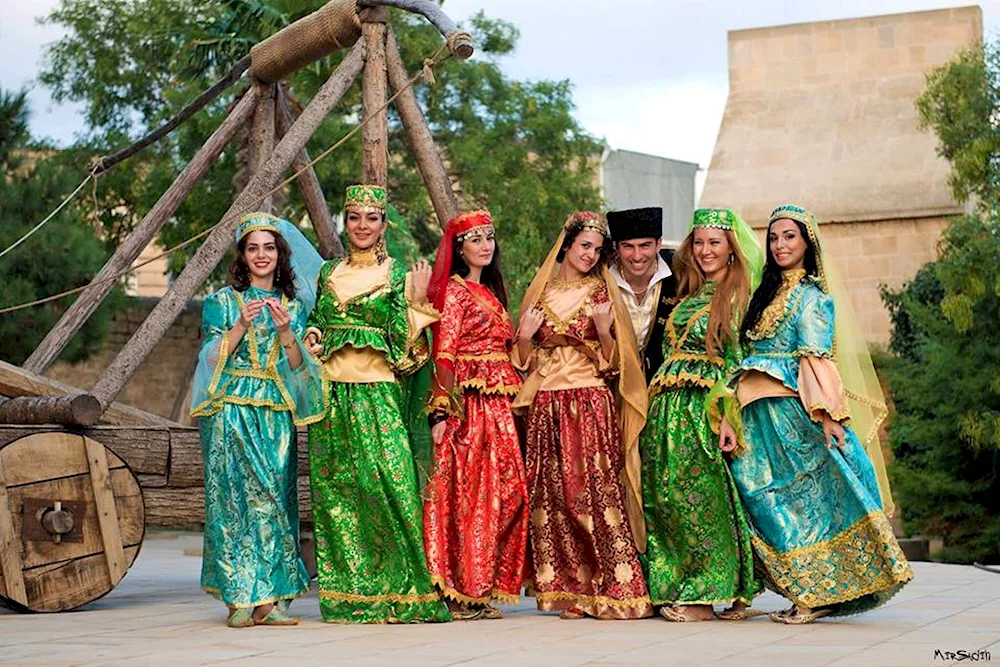 Azeybarjan national costume