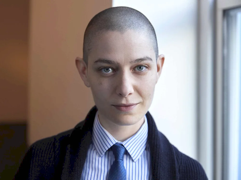 Asia kate dillon