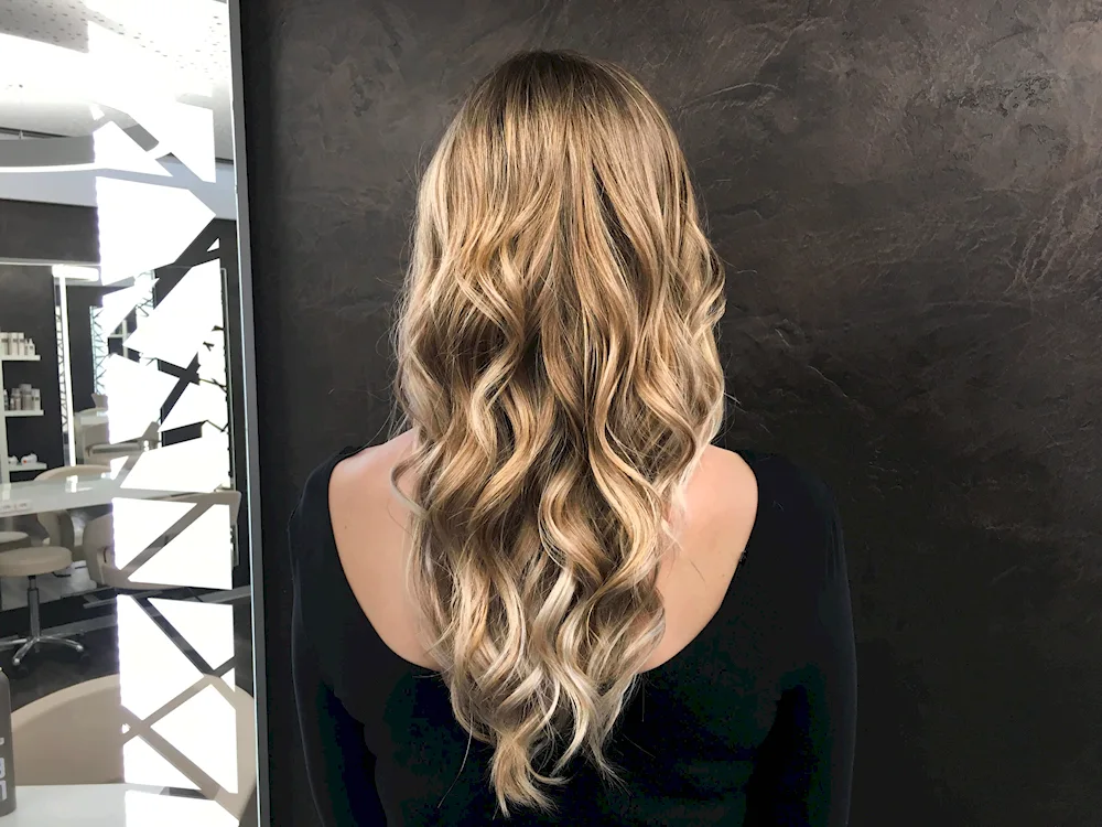 Balayage colouring 60 cm