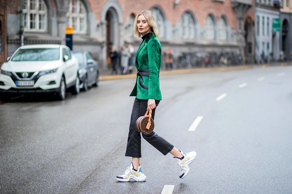 Balenciaga street style