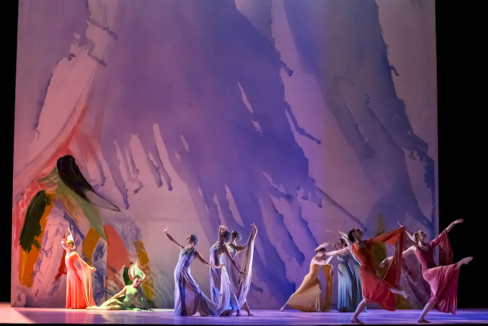 Ballet Gayane scenery