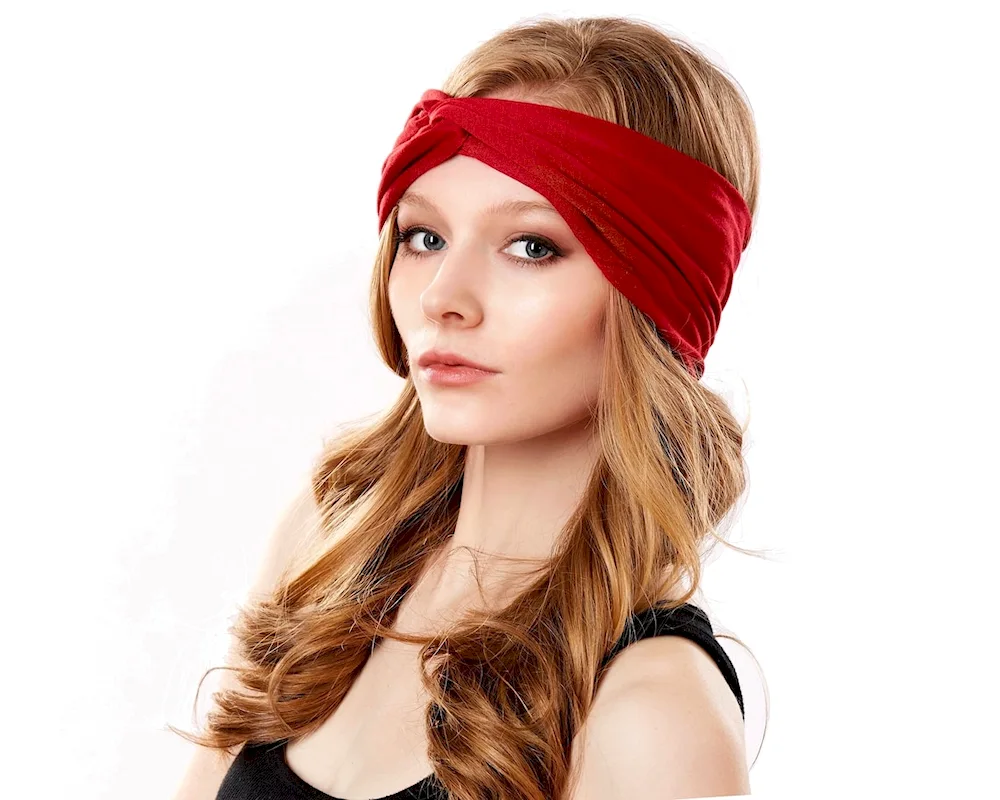 Hairbands with headscarf on the head