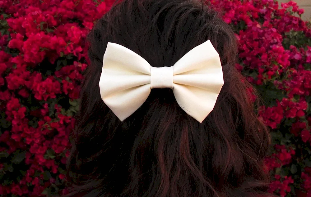 Hair Knot woman