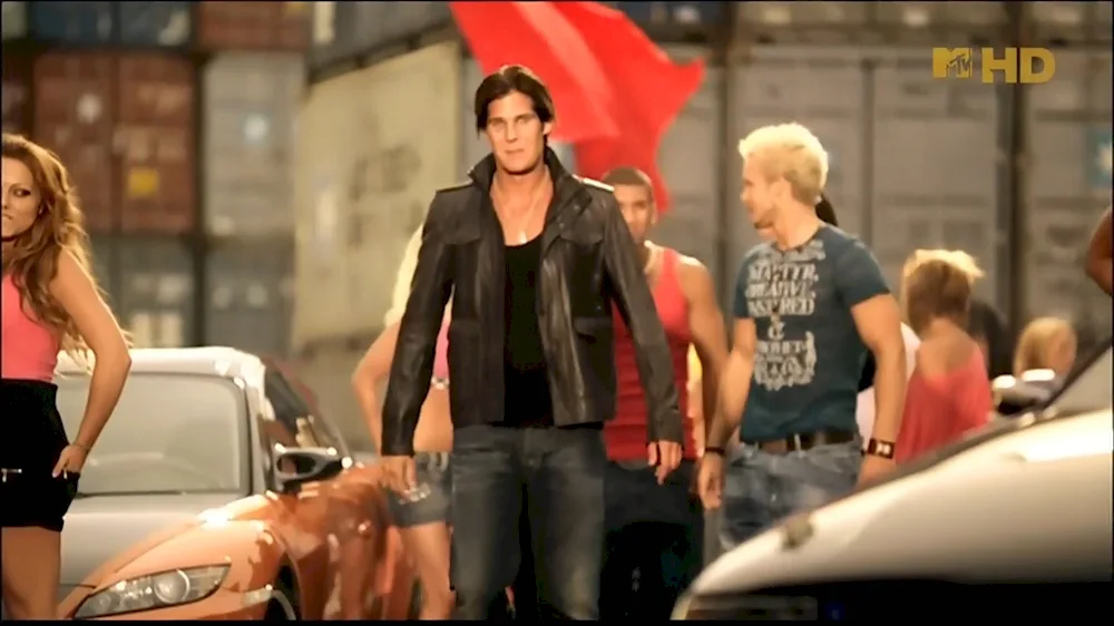 Basshunter girl from the clip