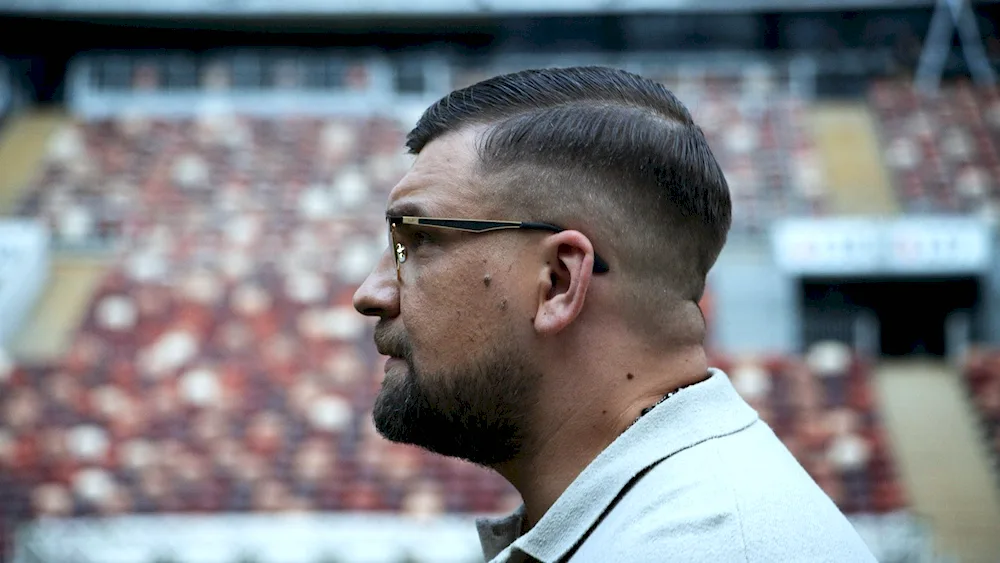 Vasily Basta hairstyle
