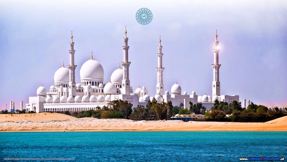 White Mosque in Abu Dhabi. Dabi