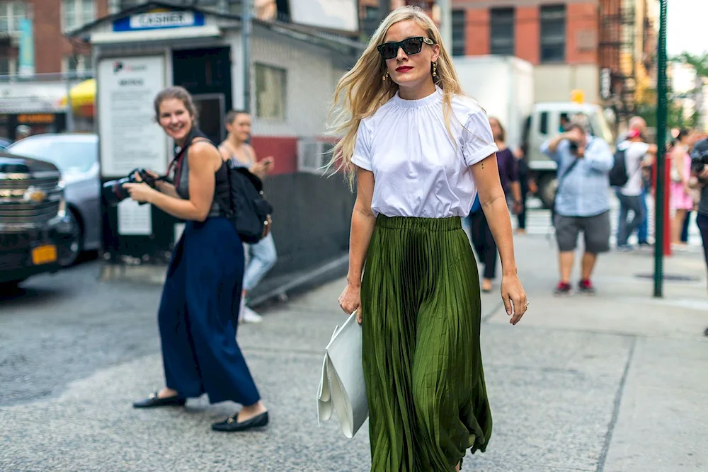 Half boots with knitted pencil skirt