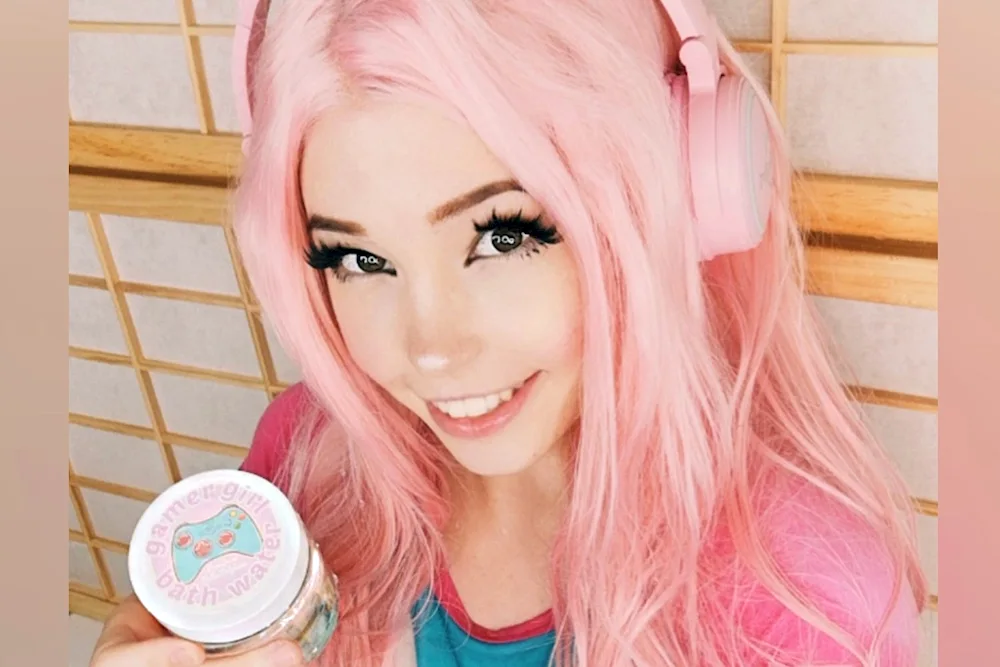 Mary-. Belle ‘Belle Delphine’