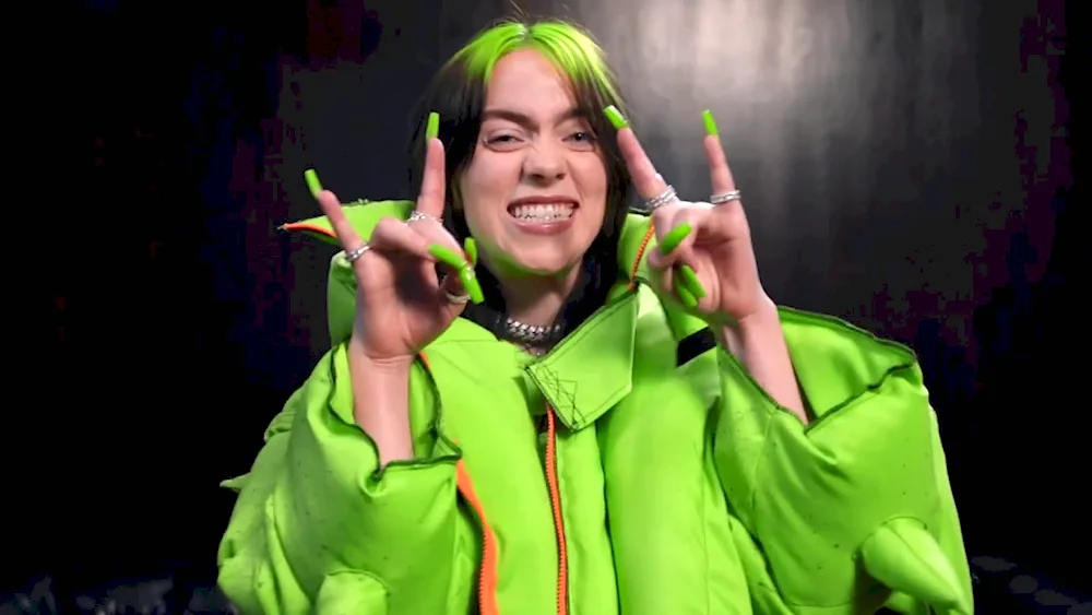 Billy Eilish with green hair 2020