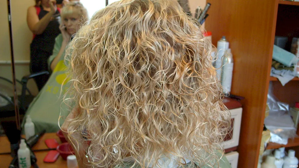 Cascade bio curl