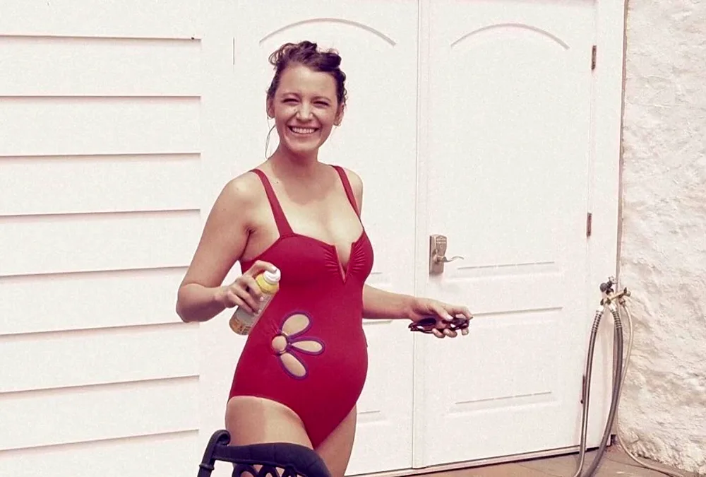 Blake Lively pregnant