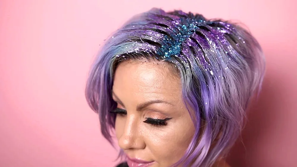 Glitter hair