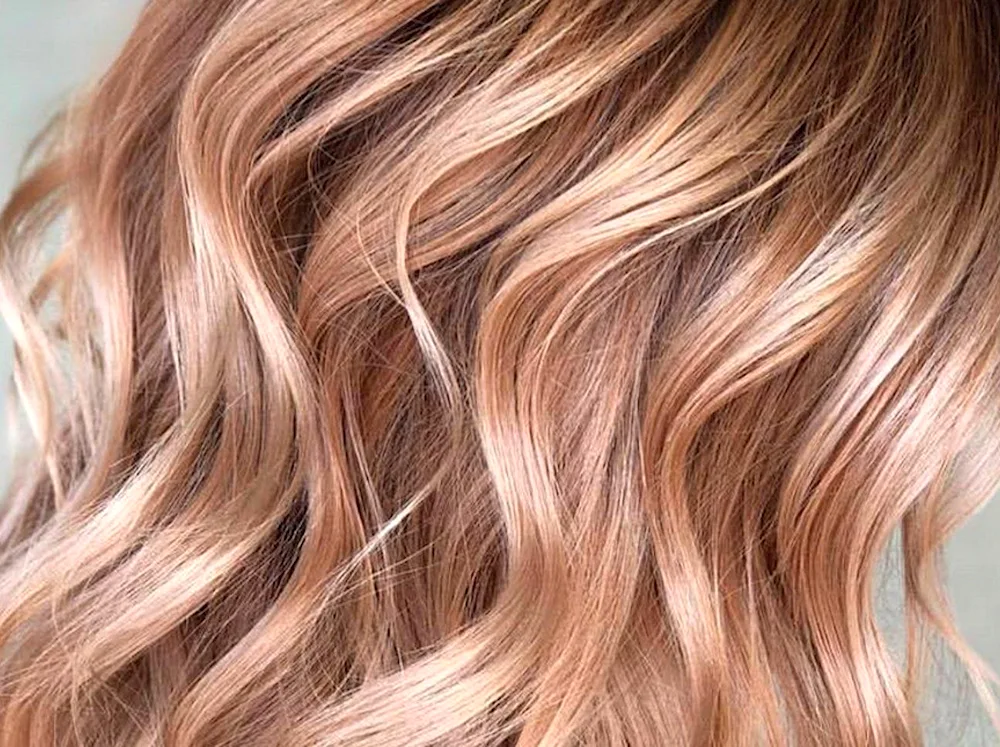 Champagne blonde