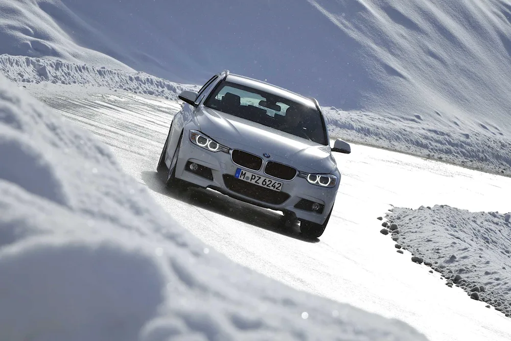 BMW m5 winter