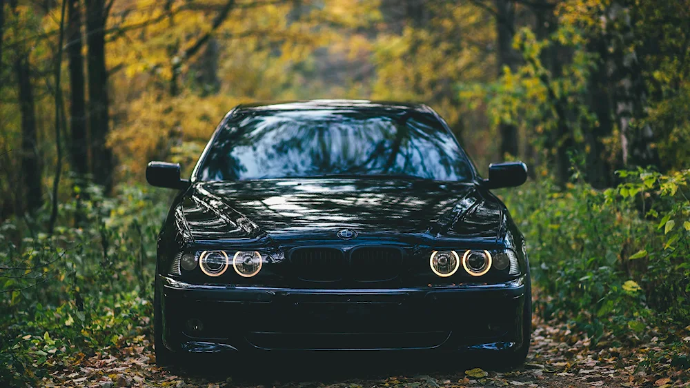 BMW e39 m5 black