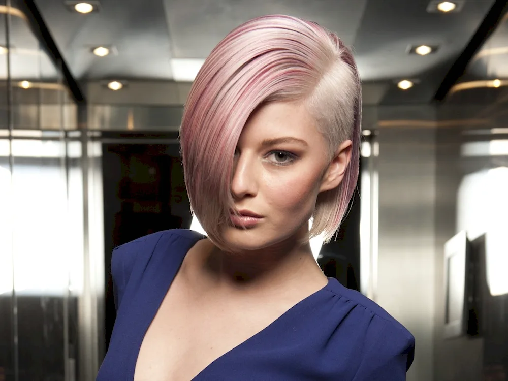 Short haircuts for women asymmetry creative