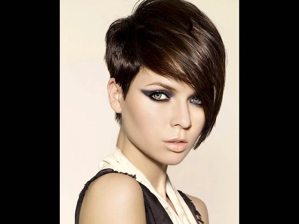 Bob cut asymmetry with bangs