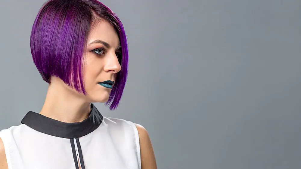 Bob bob with purple strands