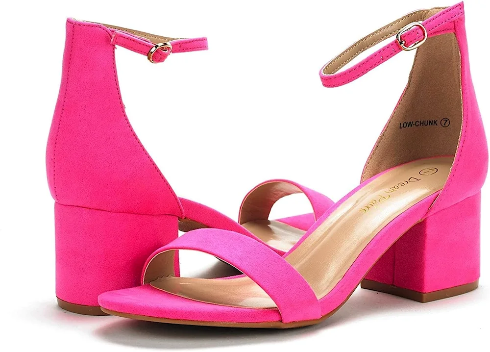 Fuchsia sandals under a dress without heel