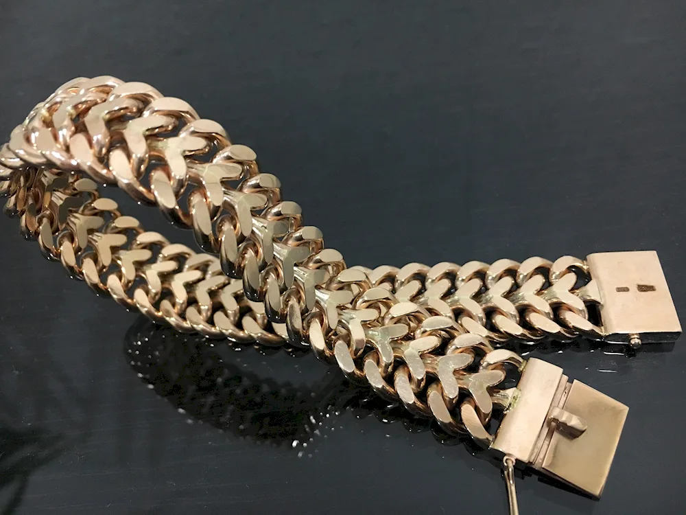 Bismarck gold chain 16. 6