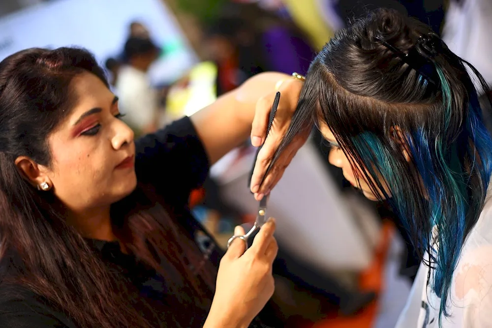 Brazilian hair colouring