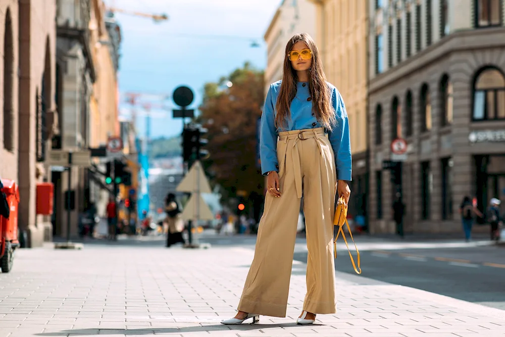 Palazzo trousers street style