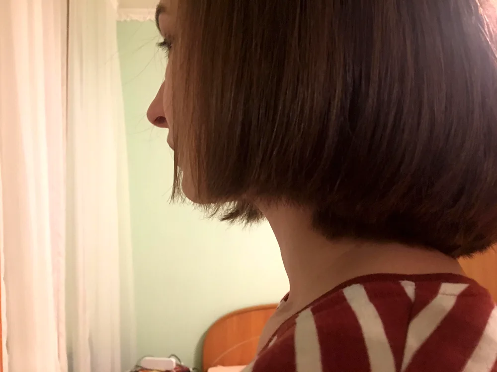 Brunette with a back bob