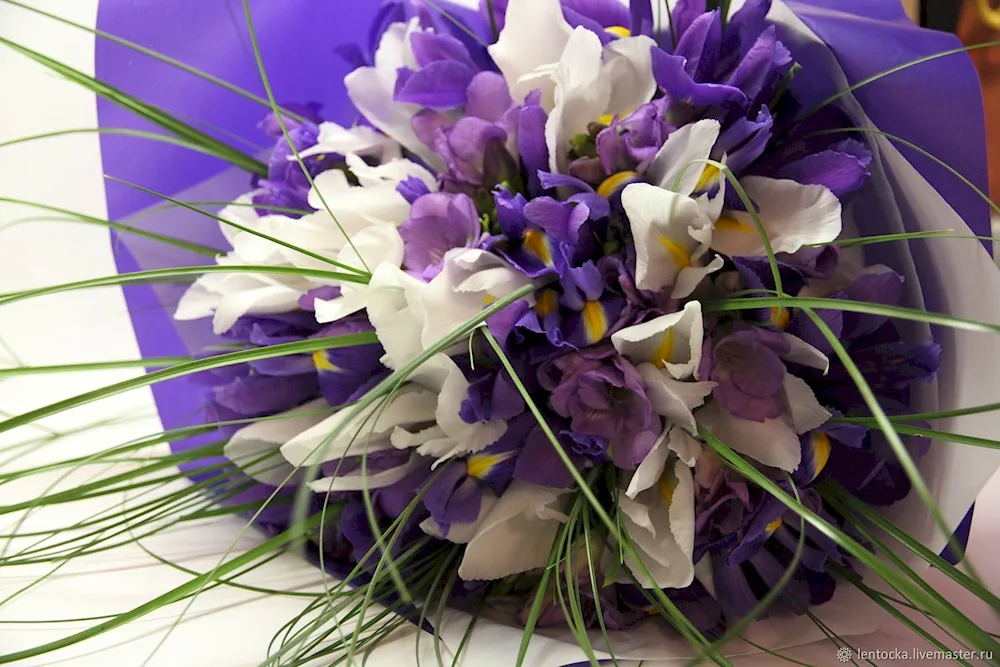 Iris and Lisianthus bouquet