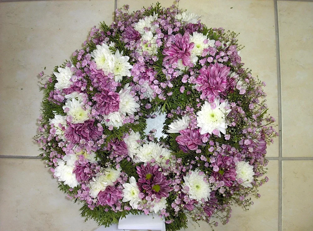 Lilac chrysanthemum bouquet