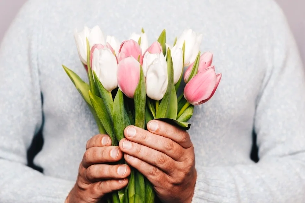 Tulip bouquet in hand