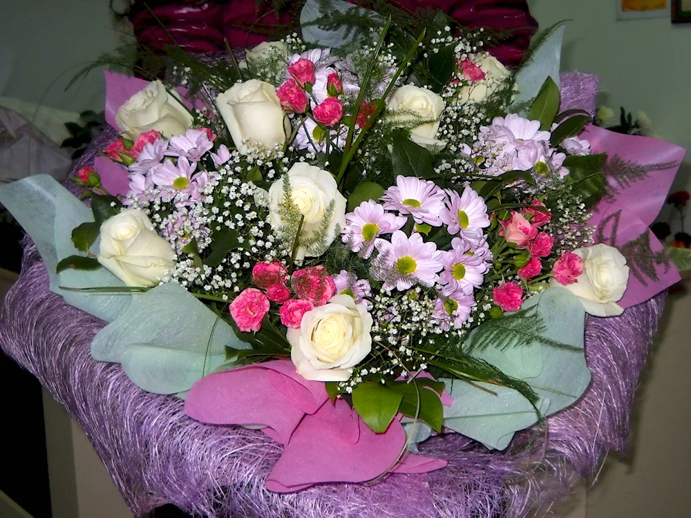 Bouquet of flowers in the apartment