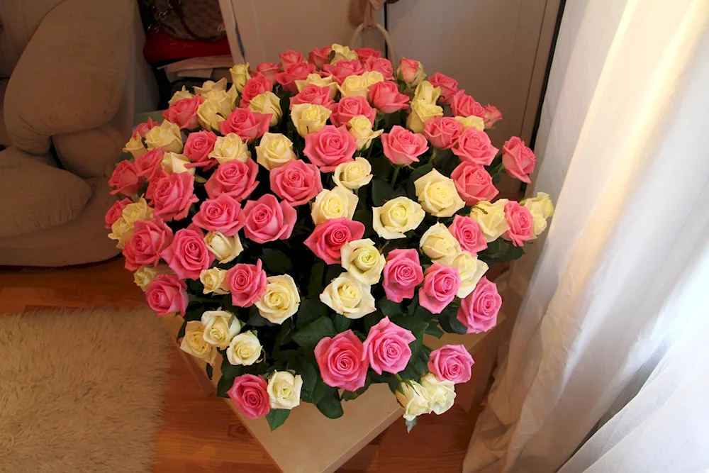 Bouquet of flowers in an apartment