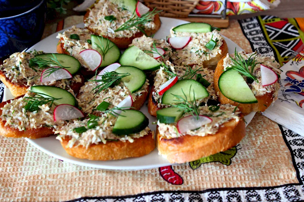 Mini club sandwich