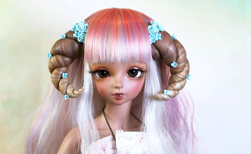 Monster hair dolls